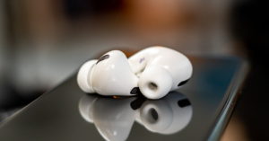 apple airpods